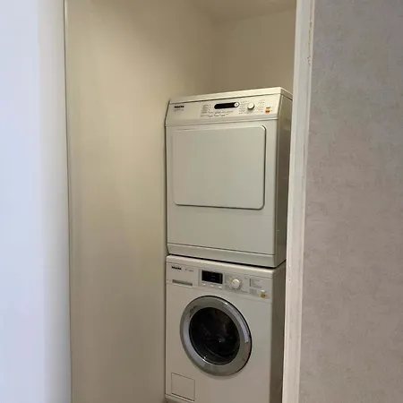 The Cozy Nest Stylish And Serene Апартаменты