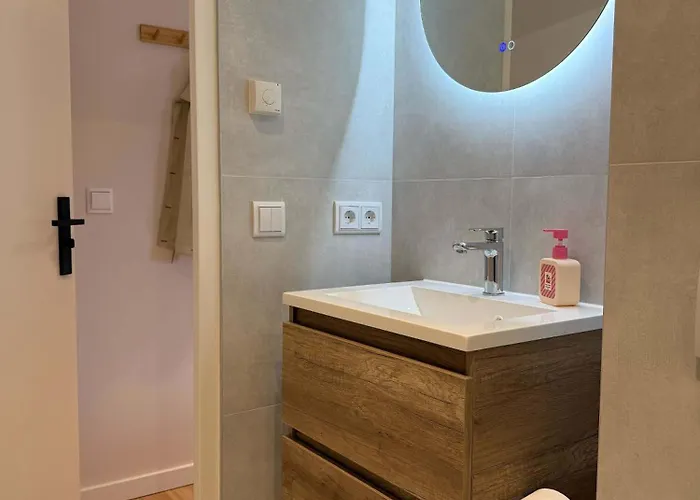 The Cozy Nest Stylish And Serene * Eindhoven